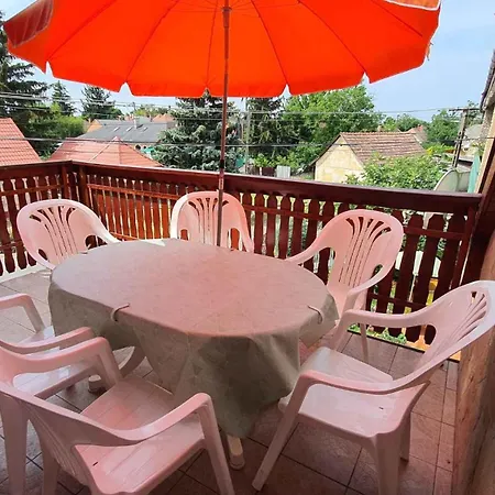 In Balatonlelle 43115 Apartamento