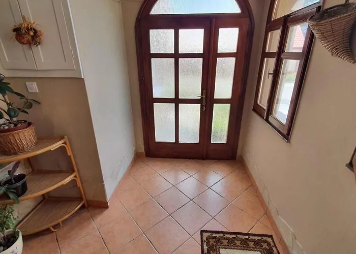 In Balatonlelle 43115