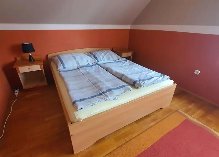 In Balatonlelle 43115 * Kishegy (Somogy)