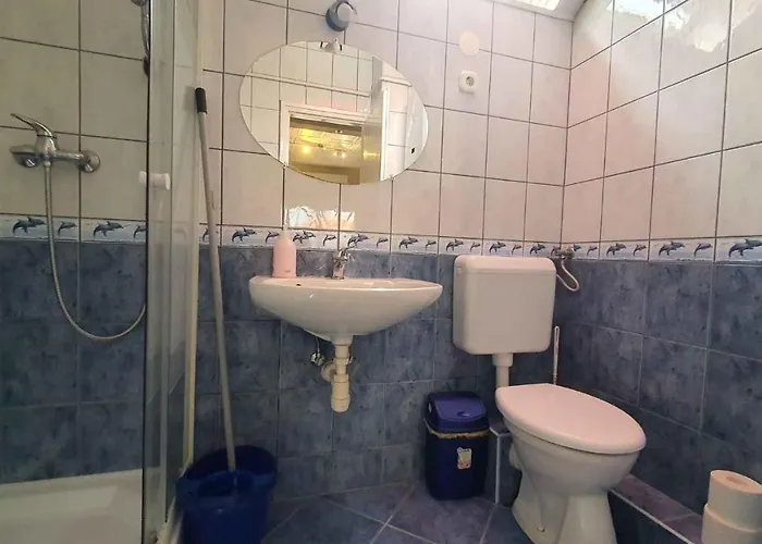 In Balatonlelle 43115 *