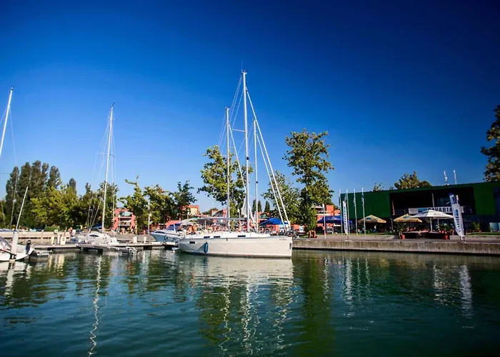 Apartamento In Balatonlelle 43115 Kishegy (Somogy)